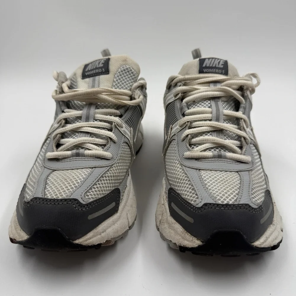 Nike vomero shoes